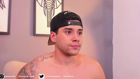 Snapshot of mike_montoya chatting on 02-06-25, 06:08 Mike Montoya online show from 02-06-25, 06:08