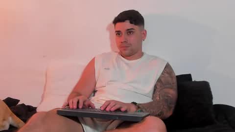 Snapshot of mike_montoya chatting on 02-13-25, 11:47 Mike Montoya online show from 02-13-25, 11:47