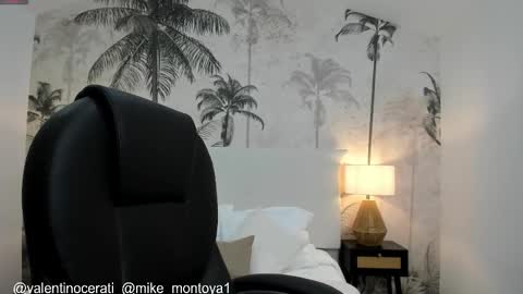 Snapshot of mike_montoya chatting on 10-12-25, 03:16 Mike Montoya online show from 10-12-25, 03:16