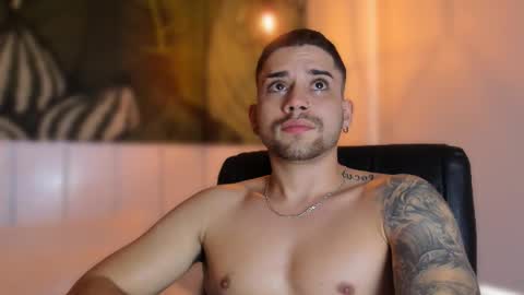 Snapshot of mike_montoya chatting on 11-20-25, 05:23 Mike Montoya online show from 11-20-25, 05:23