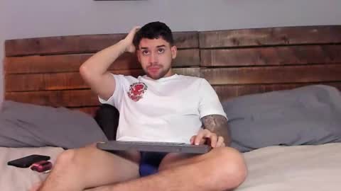 Mike Montoya online show from 01-18-26, 04:16