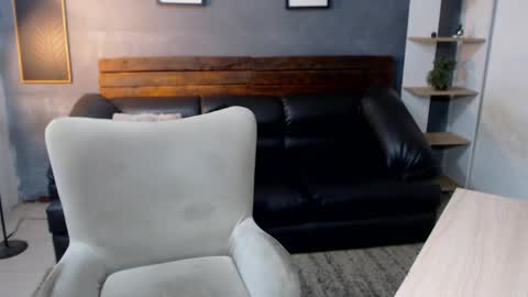 Snapshot of mike_montoya chatting on 05-21-26, 10:28 Mike Montoya online show from 05-21-26, 10:28