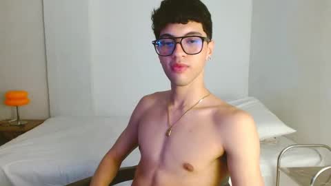 Mike Pineapple online show from 11-29-25, 03:53