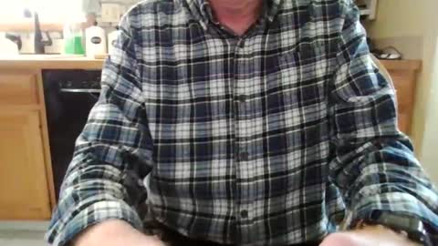 Snapshot of mikeb3200 chatting on 11-11-25, 03:12 mikeb3200 online show from 11-11-25, 03:12