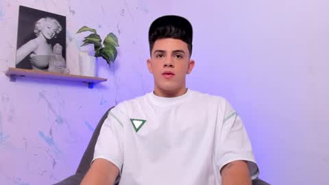 Snapshot of mikecooper_ chatting on 12-05-24, 05:26 Mike Cooper online show from 12-05-24, 05:26