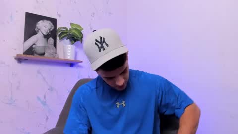 Snapshot of mikecooper_ chatting on 12-14-24, 05:51 Mike Cooper online show from 12-14-24, 05:51