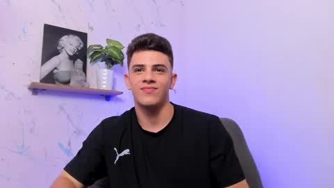 Snapshot of mikecooper_ chatting on 12-17-24, 04:23 Mike Cooper online show from 12-17-24, 04:23