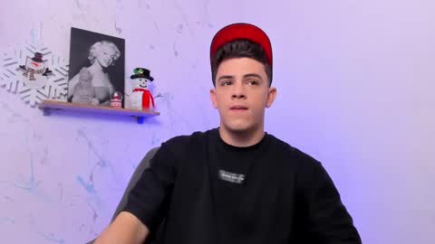 Snapshot of mikecooper_ chatting on 12-24-24, 07:49 Mike Cooper online show from 12-24-24, 07:49