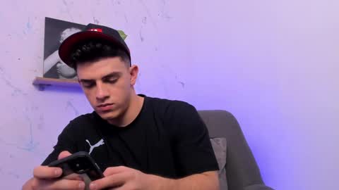 Snapshot of mikecooper_ chatting on 01-24-25, 06:57 Mike Cooper online show from 01-24-25, 06:57