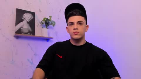 Snapshot of mikecooper_ chatting on 02-12-25, 05:37 Mike Cooper online show from 02-12-25, 05:37