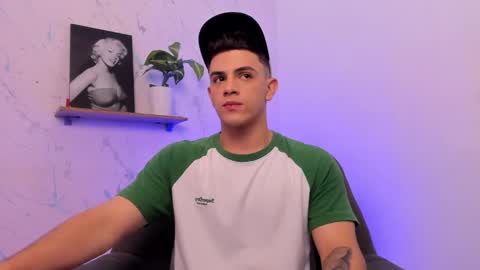 Snapshot of mikecooper_ chatting on 02-25-25, 04:57 Mike Cooper online show from 02-25-25, 04:57