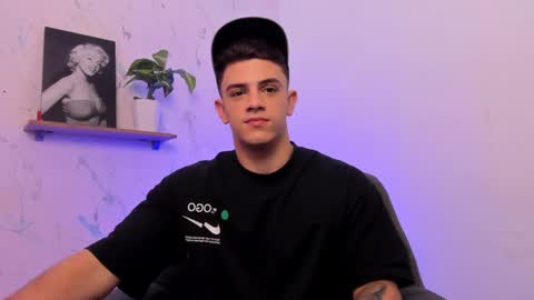 Snapshot of mikecooper_ chatting on 02-26-25, 06:26 Mike Cooper online show from 02-26-25, 06:26