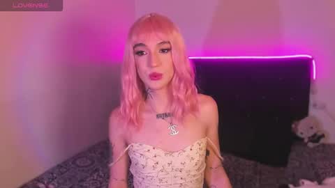 ZARA BLARE online show from 02-17-26, 01:35