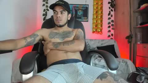 Snapshot of mikee_scooth chatting on 01-21-25, 11:46 mikee_scooth online show from 01-21-25, 11:46