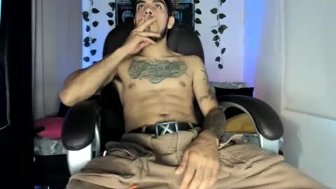 Snapshot of mikee_scooth chatting on 09-15-25, 10:21 mikee_scooth online show from 09-15-25, 10:21