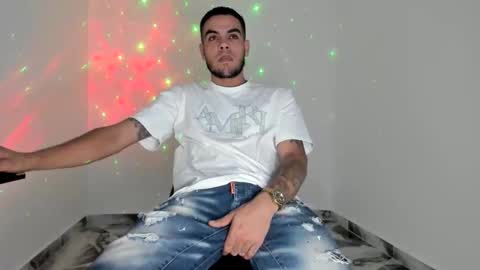 mikee_scooth online show from 04-12-26, 05:01