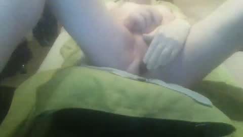 mikeee66666 online show from 10-19-25, 05:02