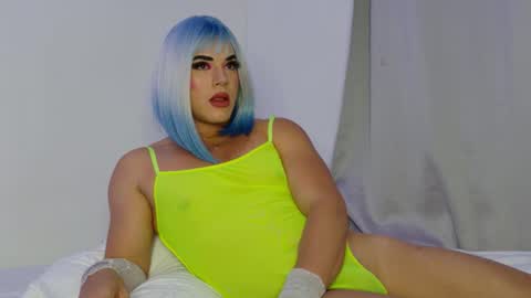 Snapshot of mikegaitan1 chatting on 11-11-25, 10:10 mikegaitan1 online show from 11-11-25, 10:10