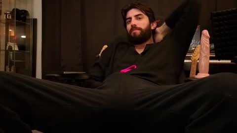 Snapshot of mikehawk1589 chatting on 03-16-26, 01:55 mikehawk1589 online show from 03-16-26, 01:55