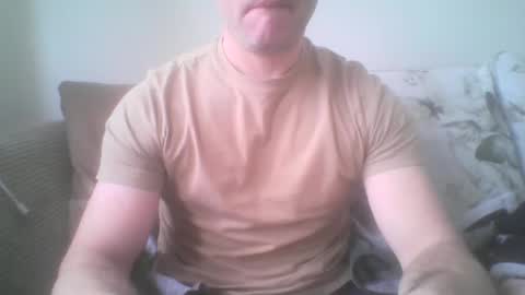 Snapshot of mikehockishuge9 chatting on 01-12-25, 01:16 mikehockishuge9 online show from 01-12-25, 01:16