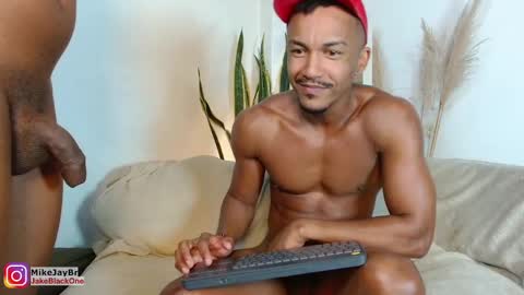         Mike Jay online show from 12-04-24, 04:43