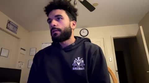 Snapshot of mikemikemikey9996 chatting on 11-02-25, 02:58 mikemikemikey9996 online show from 11-02-25, 02:58