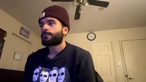 Snapshot of mikemikemikey9996 chatting on 11-21-25, 01:15 mikemikemikey9996 online show from 11-21-25, 01:15