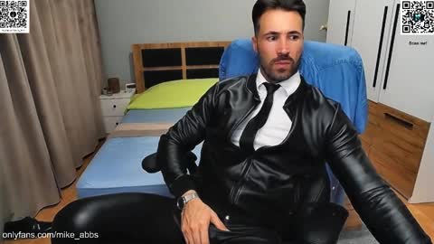 Mike    online show from 10-01-25, 06:36