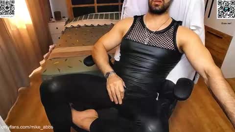 Mike    online show from 02-25-26, 12:59