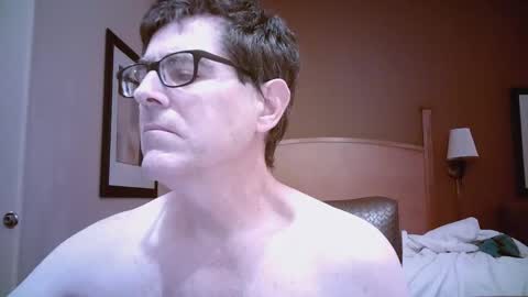Mike online show from 06-08-26, 01:44