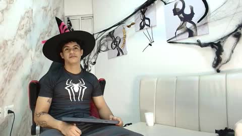 mikey_banji online show from 10-21-25, 12:39