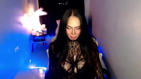 Mistress MikeyAlawi online show from 03-03-26, 01:23