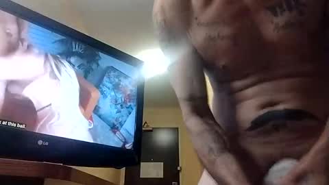 mikeyb1904128131 online show from 09-19-25, 06:04