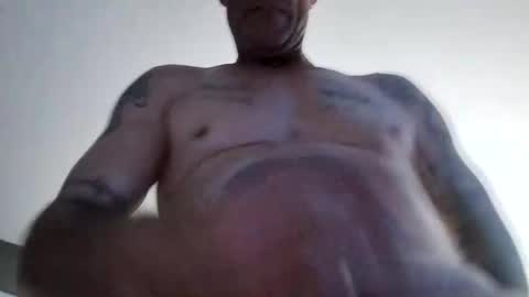 mikeyb1904128131 online show from 10-15-25, 02:01