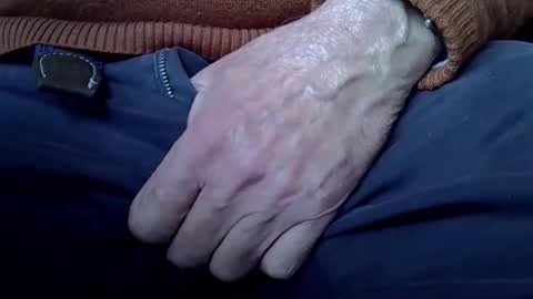 mikeybed online show from 02-10-25, 03:21