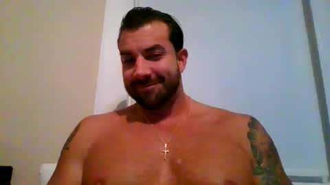 Snapshot of mikeydiesel55 chatting on 10-17-25, 01:42 mikeydiesel55 online show from 10-17-25, 01:42