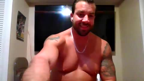 Snapshot of mikeydiesel55 chatting on 12-18-25, 02:39 mikeydiesel55 online show from 12-18-25, 02:39