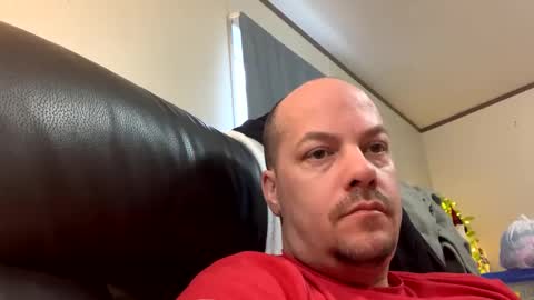 Snapshot of mikeylikesit2222 chatting on 12-14-24, 02:42 mikeylikesit2222 online show from 12-14-24, 02:42