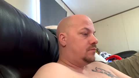 Snapshot of mikeylikesit2222 chatting on 12-22-24, 05:42 mikeylikesit2222 online show from 12-22-24, 05:42