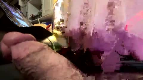 Snapshot of mikeylikesit2222 chatting on 02-05-25, 01:04 mikeylikesit2222 online show from 02-05-25, 01:04