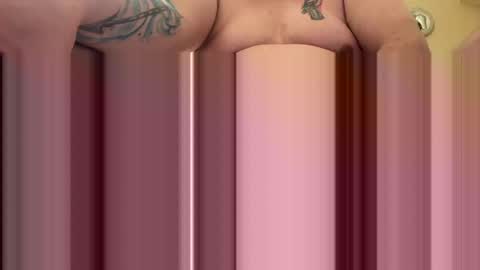 Snapshot of mikeylikesit2222 chatting on 03-11-25, 10:51 mikeylikesit2222 online show from 03-11-25, 10:51