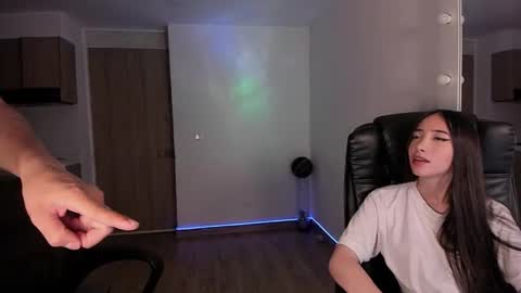 VIOLETAMIKE online show from 10-10-25, 01:37