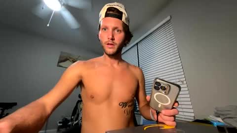 Snapshot of mikeywhite123 chatting on 12-14-24, 10:13 mikeywhite123 online show from 12-14-24, 10:13