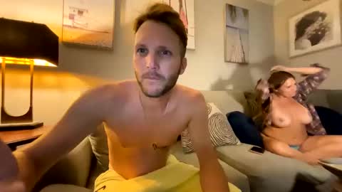 Snapshot of mikeywhite123 chatting on 10-23-25, 10:25 mikeywhite123 online show from 10-23-25, 10:25