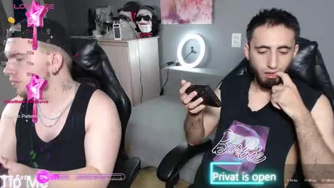 MIKI ENN ALEKS online show from 10-18-25, 11:00