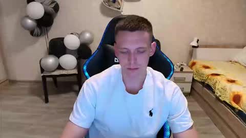 Michael online show from 06-09-26, 05:02