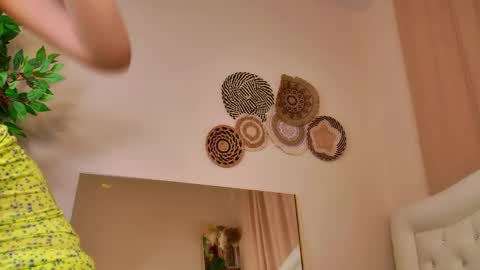 mikka_blush online show from 04-28-26, 02:27