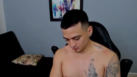 Snapshot of mikke_love chatting on 01-16-25, 03:13 MIKKE online show from 01-16-25, 03:13