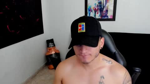 Snapshot of mikke_love chatting on 10-03-25, 01:41 MIKKE online show from 10-03-25, 01:41