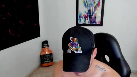 Snapshot of mikke_love chatting on 10-06-25, 02:14 MIKKE online show from 10-06-25, 02:14